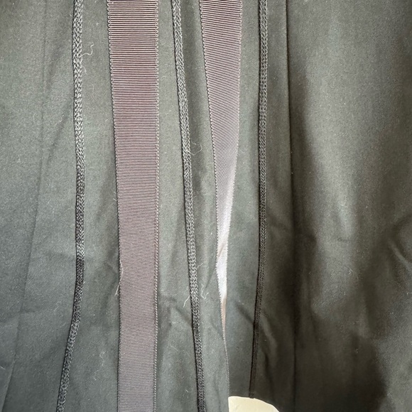 NWT The Limited Black Ribbon Embroidered Knee Length Circle Skirt Women’s 4 - Picture 3 of 6